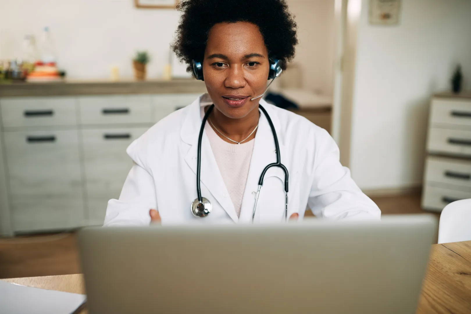 Telehealth Expansion Transforms Nursing Practice with 25% of Nurses in Remote Care Roles